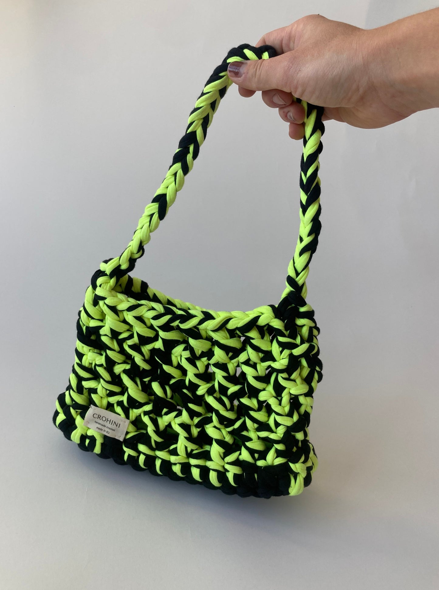 Mini TOM Black and Neon Crochet Bag | Gehäkelte Tasche