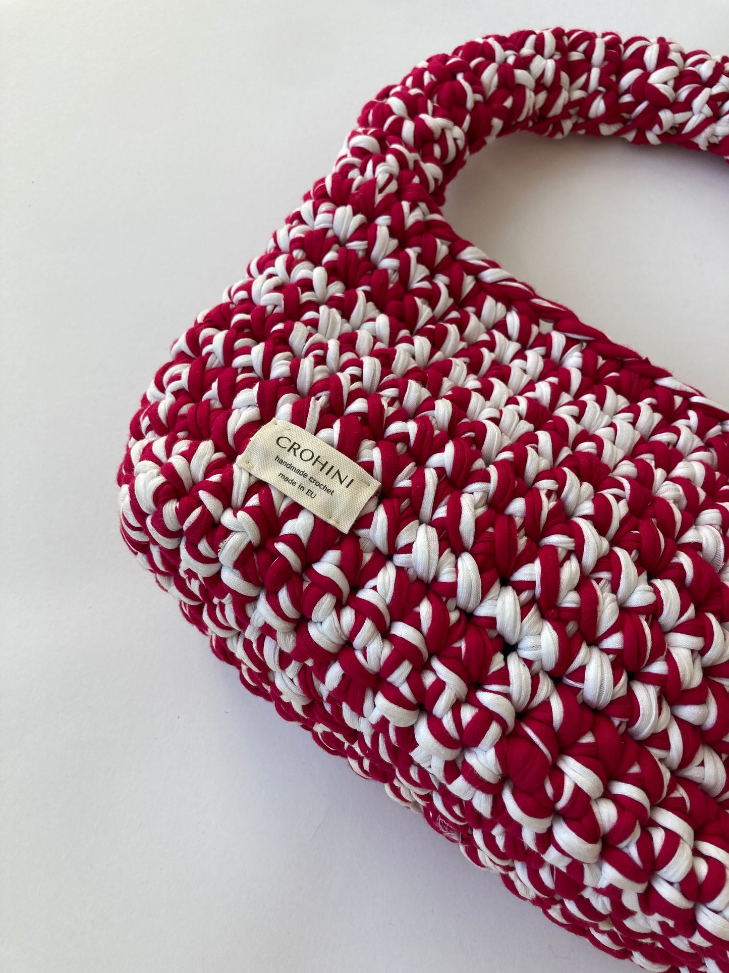 Medium LIINA White and Red Crochet Bag