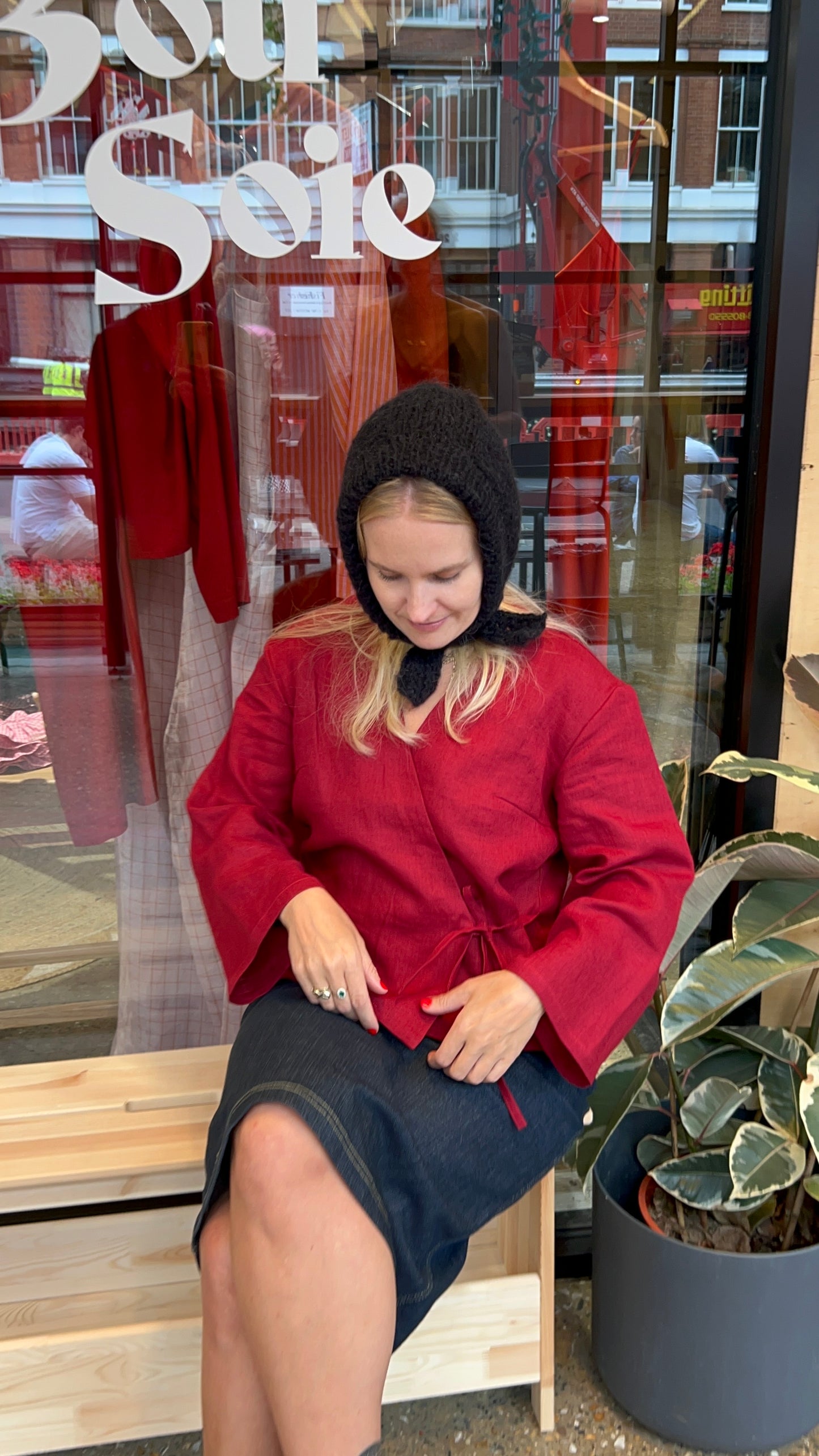 BLACK Knitted Bonnet l Alpaca Wool l Handmade [Pre-Order]