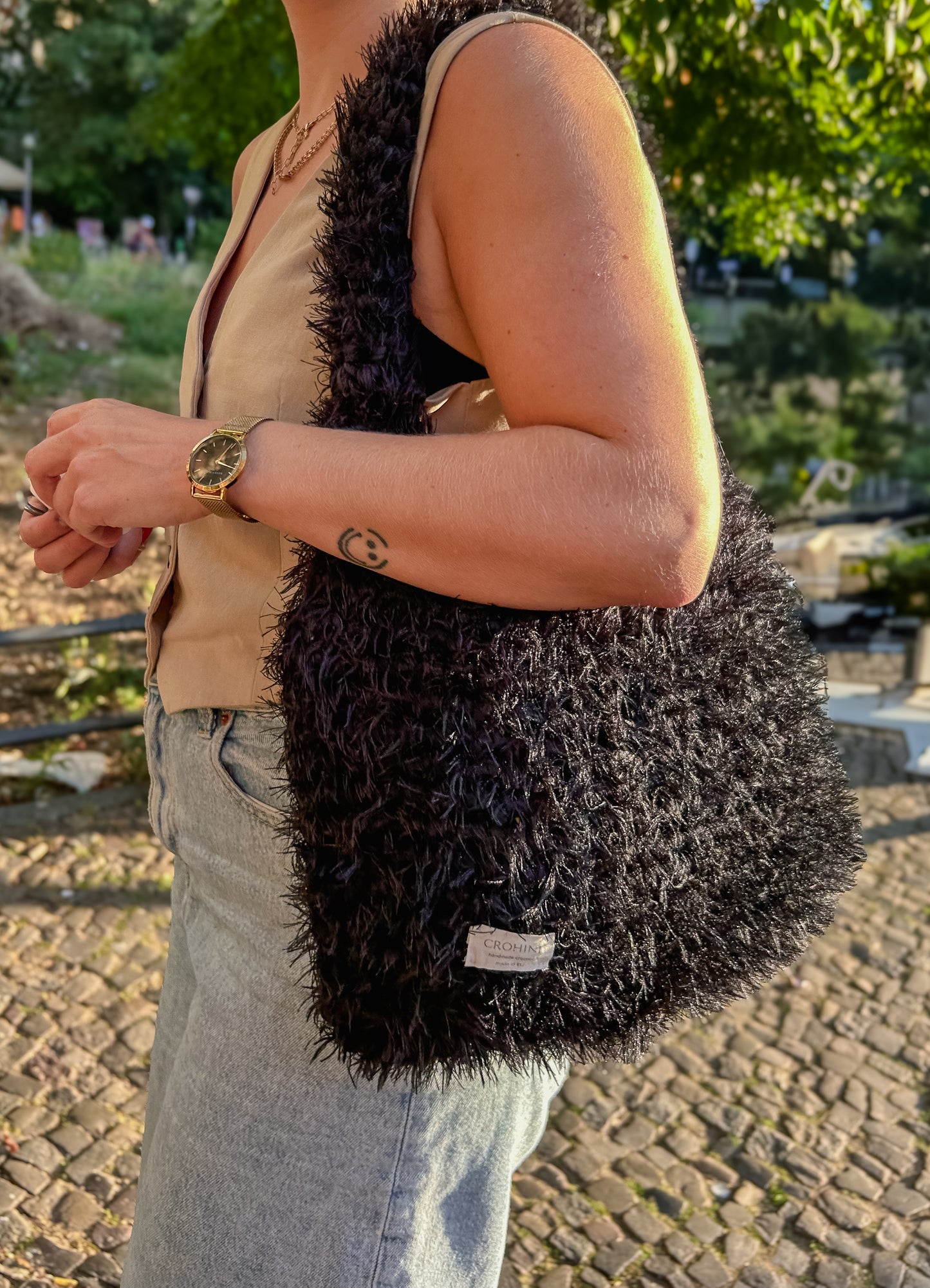 Black Fluffy Bag - Large LIINA