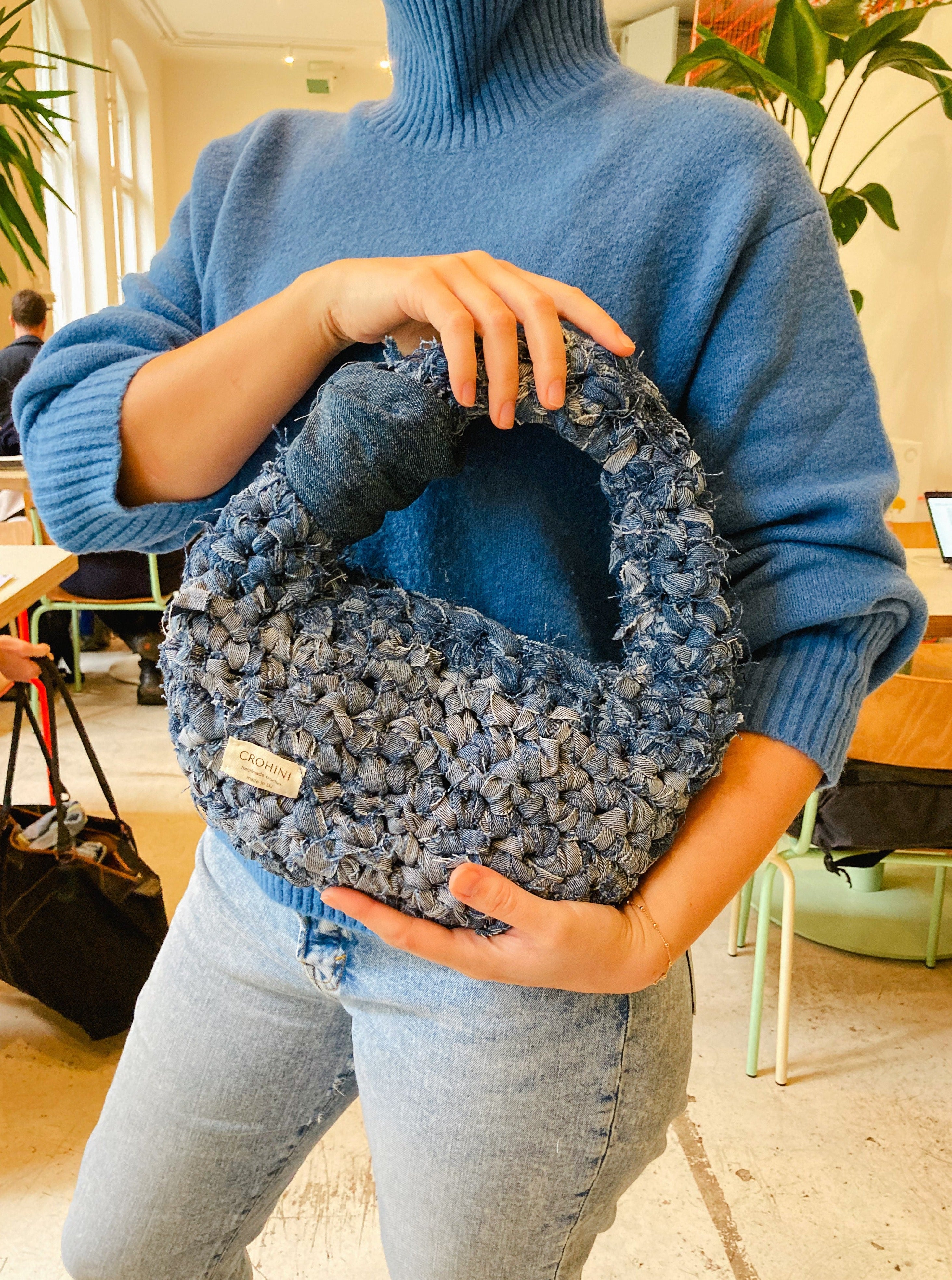 Small denim bag, handmade wallet for various essentials : r/upcycling